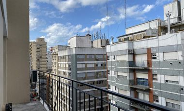 3 Dormitorios - Amplio Balcón - Centro / SE TOMAN PERMUTAS