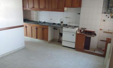 Se vende Departamento 3 dormitorios en  B° Sur
