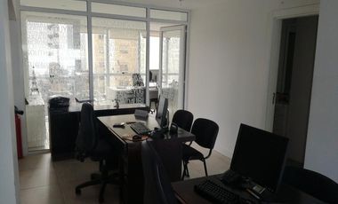 EXCELENTE OFICINA EN VENTA