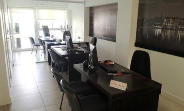 EXCELENTE OFICINA EN VENTA