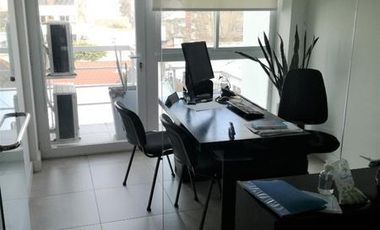 EXCELENTE OFICINA EN VENTA