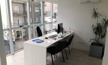 EXCELENTE OFICINA EN VENTA