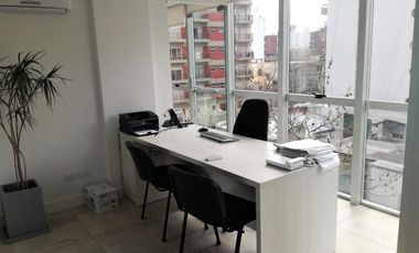 EXCELENTE OFICINA EN VENTA