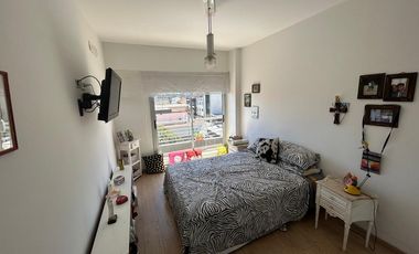 Departamento en Venta   3 ambientes Gran Balcon aterrazado y cochera cubierta    - San Martin