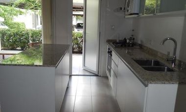 DEPARTAMENTO DE 2 AMBIENTES CON COCHERA