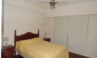 DEPARTAMENTO DE 2 AMBIENTES CON COCHERA