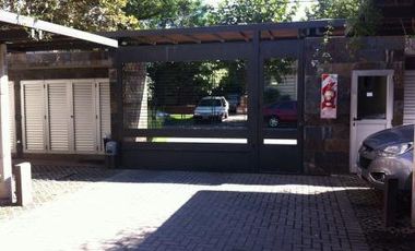 DEPARTAMENTO DE 2 AMBIENTES CON COCHERA