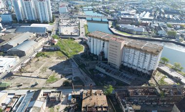 Alquiler Terreno en  Avellaneda - 25.000 m2