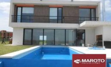 CASA EN VENTA EN BARRIO PUERTOS - ACACIAS - MAROTO PROPIEDAES