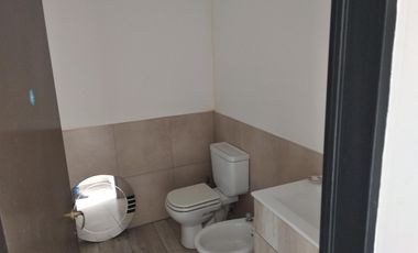 Depósito en  Venta en Micro Parque Industrial con Seguridad 24hs