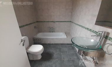 Casa en venta en el canton golf