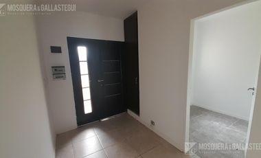 Casa en venta en el canton golf