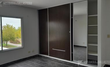 Casa en venta en el canton golf