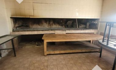 Alquiler Lotes con salones de 200mts