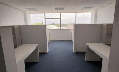 Oficina en venta y alquiler - San Isidro