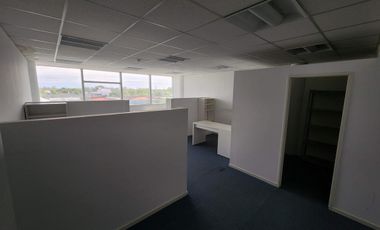 Oficina en venta y alquiler - San Isidro