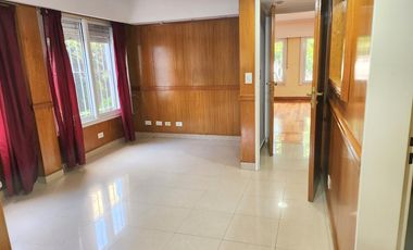 Martinez- Alquiler Casa 6 ambientes cercana Colegio Lincoln