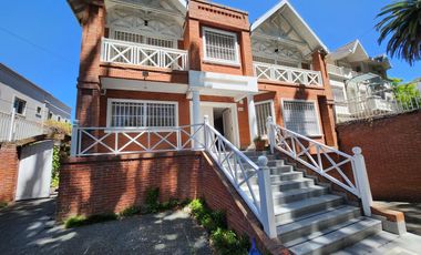 Martinez- Alquiler Casa 6 ambientes cercana Colegio Lincoln