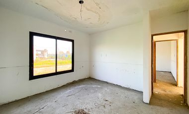 Venta Casa dos dormitorios Punta Chacra - Roldán