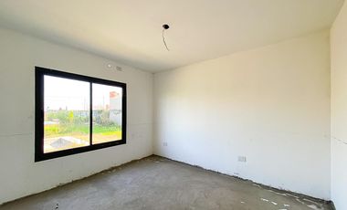Venta Casa dos dormitorios Punta Chacra - Roldán