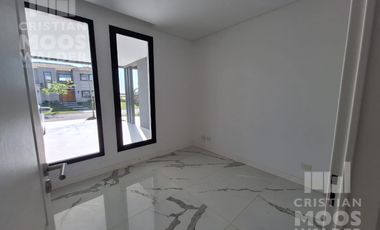 Casa en venta 5 ambientes Muelles