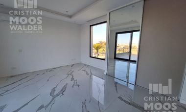 Casa en venta 5 ambientes Muelles