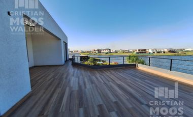 Casa en venta 5 ambientes Muelles