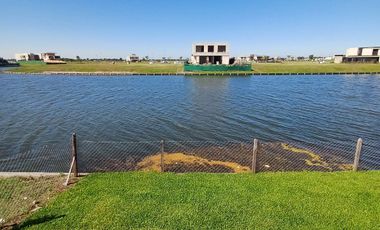 Casa en  venta en Puentes, Nordelta
