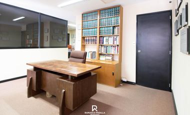 Oficina en piso exclusivo sobre calle Cordoba - Centro de Rosario
