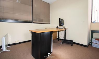 Oficina en piso exclusivo sobre calle Cordoba - Centro de Rosario