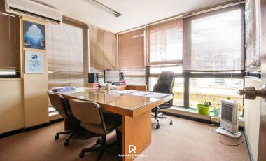 Oficina en piso exclusivo sobre calle Cordoba - Centro de Rosario