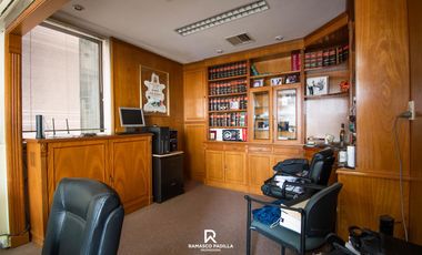 Oficina en piso exclusivo sobre calle Cordoba - Centro de Rosario