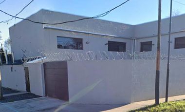 Local en  Comercial en VENTA  Calle Guido Panam Km 53 - PILAR