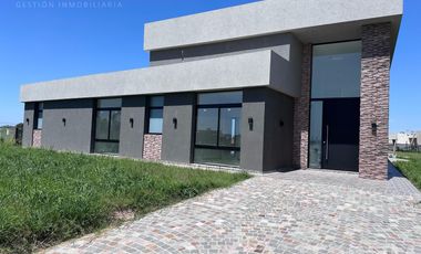 CASA VENTA CANNING BARRIO LA ALAMEDA