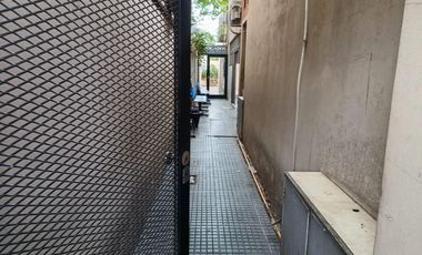 OFICINA EN AL QUILER - CONSULTORIO - OFICINAS COMERCIALES