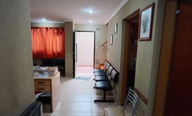 OFICINA EN AL QUILER - CONSULTORIO - OFICINAS COMERCIALES