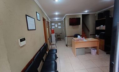 OFICINA EN AL QUILER - CONSULTORIO - OFICINAS COMERCIALES