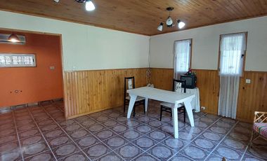Casa de 3 amb. a la venta en Cañuelas