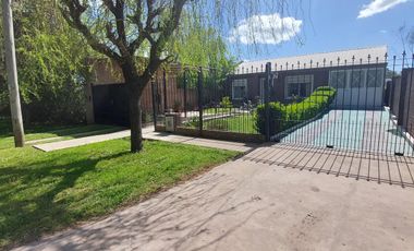 Casa de 3 amb. a la venta en Cañuelas