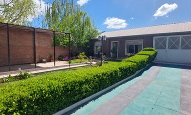 Casa de 3 amb. a la venta en Cañuelas