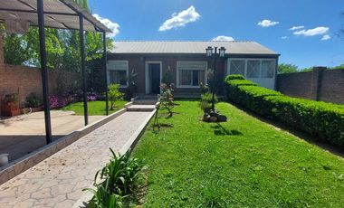 Casa de 3 amb. a la venta en Cañuelas