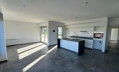 venta casa 3 dormitorios brisanova pueblo esther