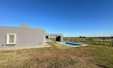 venta casa 3 dormitorios brisanova pueblo esther