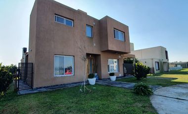 Casa - Esteban Echeverria
