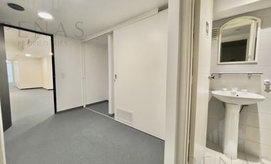 Oficina  impecable  de 120 m2 Edificio Corporativo AAA  en Monserrat - 1 cocheras