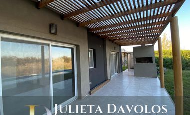 Casa al agua en Venta 4 Ambientes El Canton - Puerto Escobar-Maschwitz