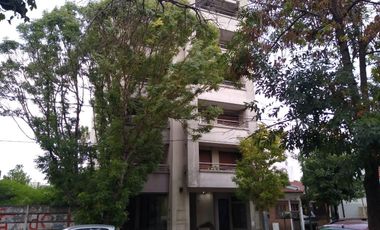 Cochera en venta en La Plata