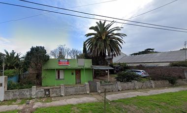 Pilar Centro- Pedro Lagrave 1100-200m Soc. Italiana - Terreno 25x30- Superficie 750m2