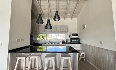 Casa en Alquiler- Ecuestre Lote 340- Costa Esmeralda - Grande capacidad - Pileta