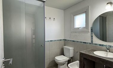 Casa en Alquiler- Ecuestre Lote 340- Costa Esmeralda - Grande capacidad - Pileta